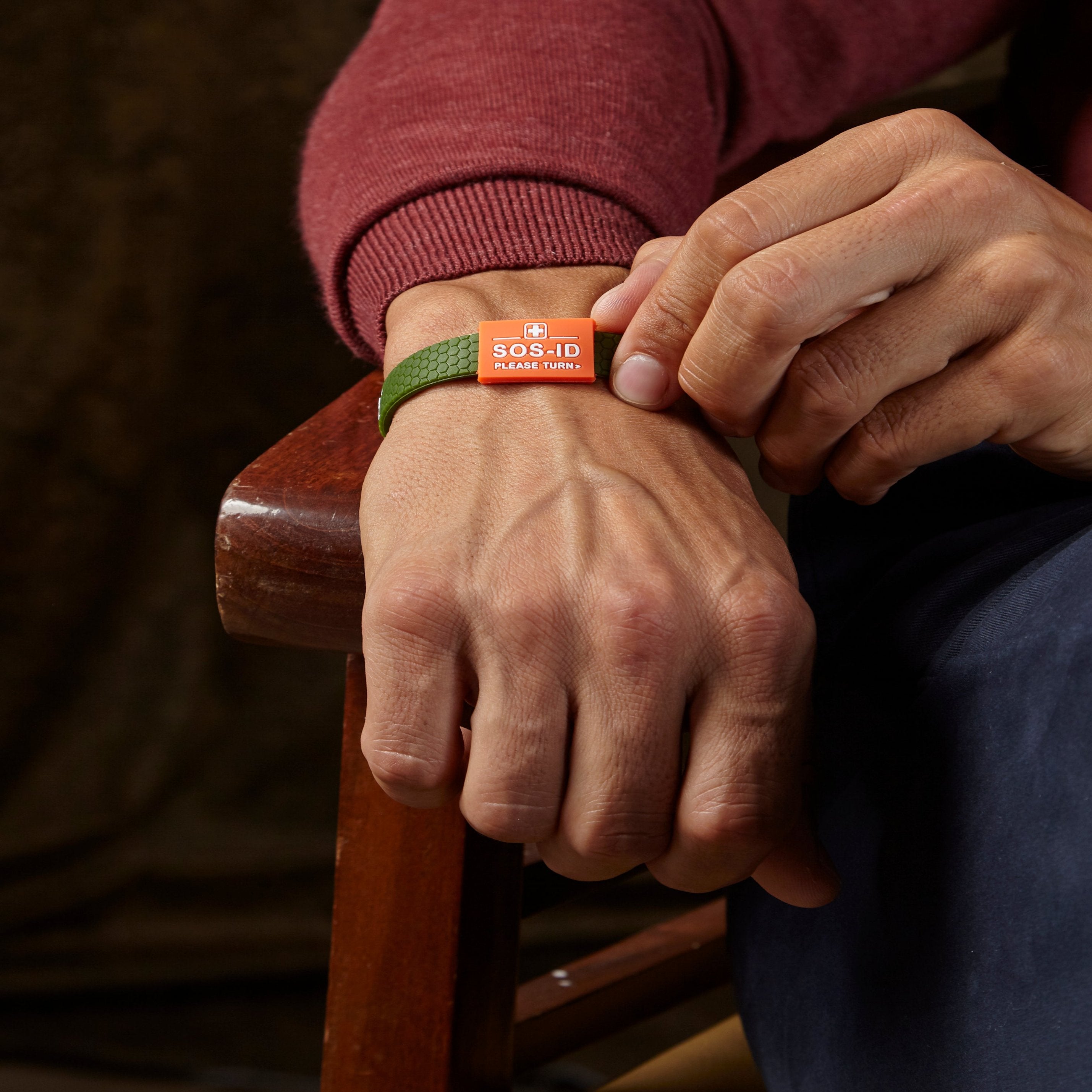 SOS-ID Armband SPORTS. Sportlich, Stylish und Innovativ.