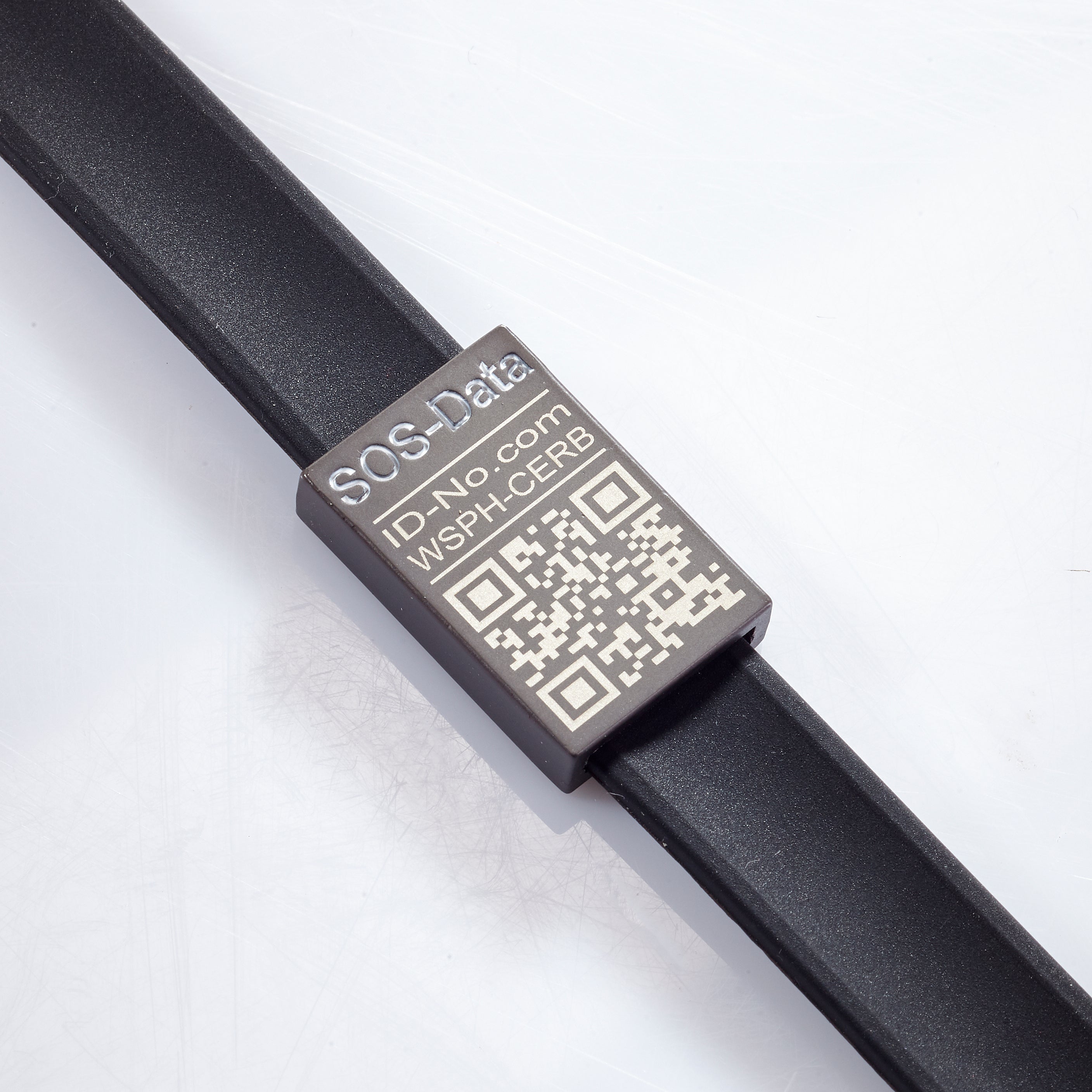 SOS-ID Armband SPORTS Metall inkl. digitalem Notfallpass - noch robuster.